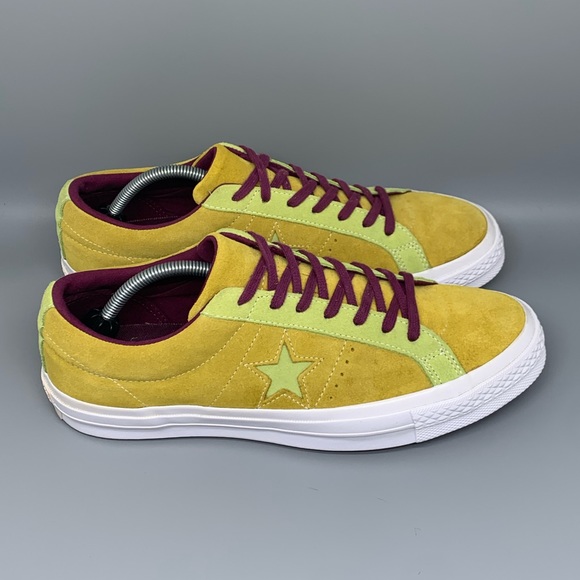 Converse Other - Converse One Star Ox Suede Sneaker 
Men’s Sz 11 / Women’s Sz 13
